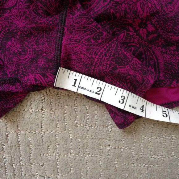 Lululemon Run Times Antique Paisley Active Shorts 4 - Picture 6 of 7